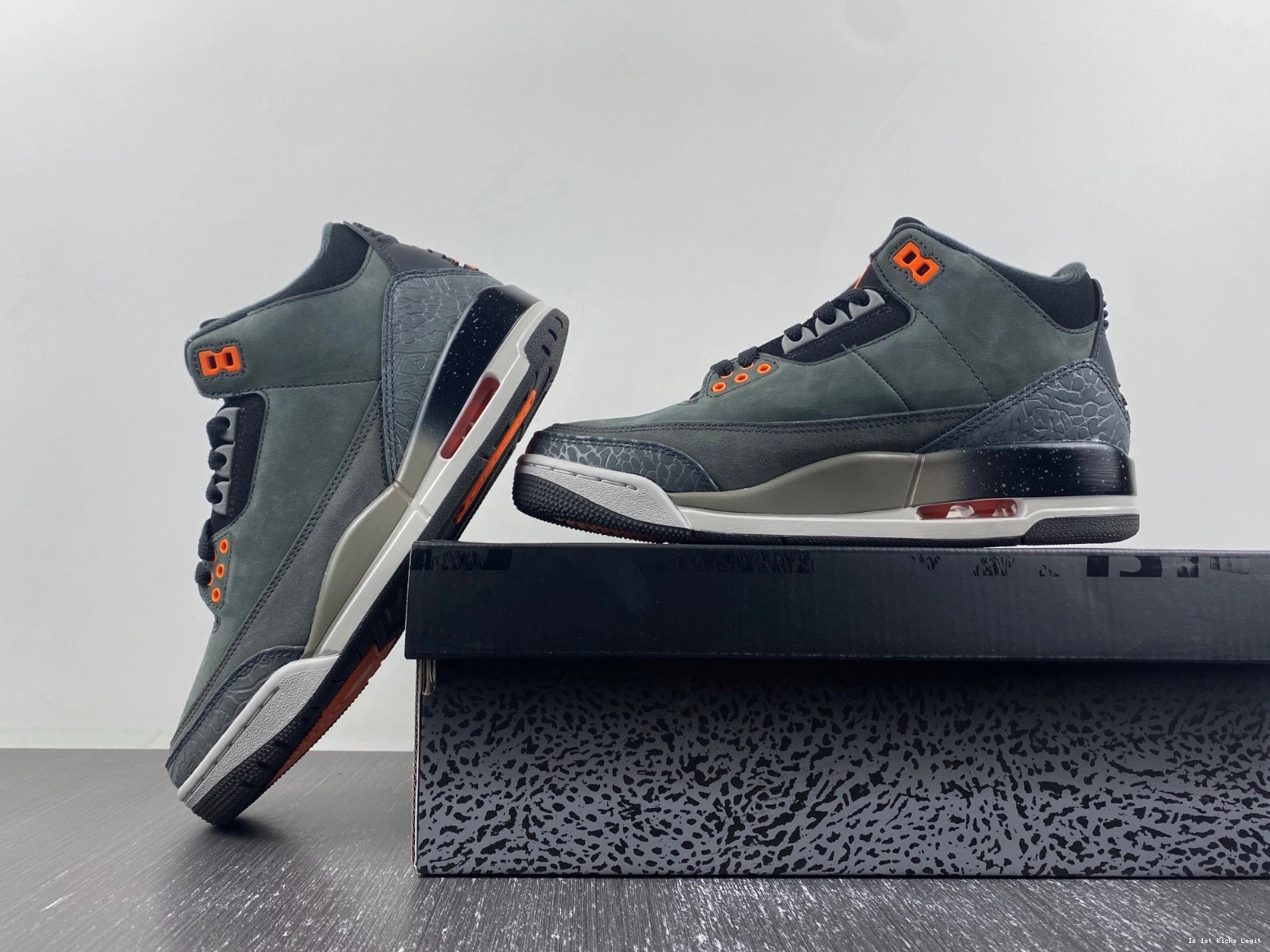 (2023) Retro Pack Fear 3 Men's Jordan - CT8532-080 0302